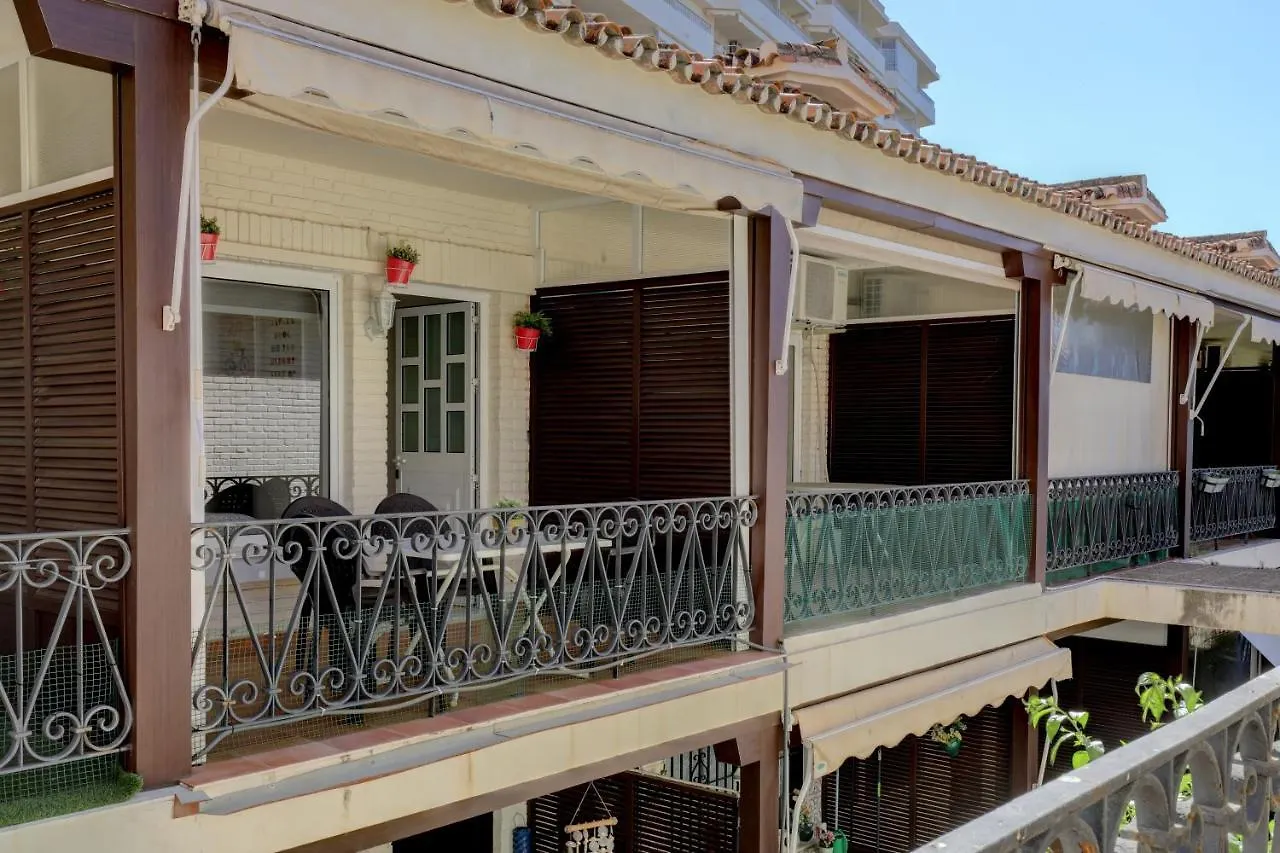 Apartamento 071 - Beachside Studio Perfect For A Family Getaway Torremolinos