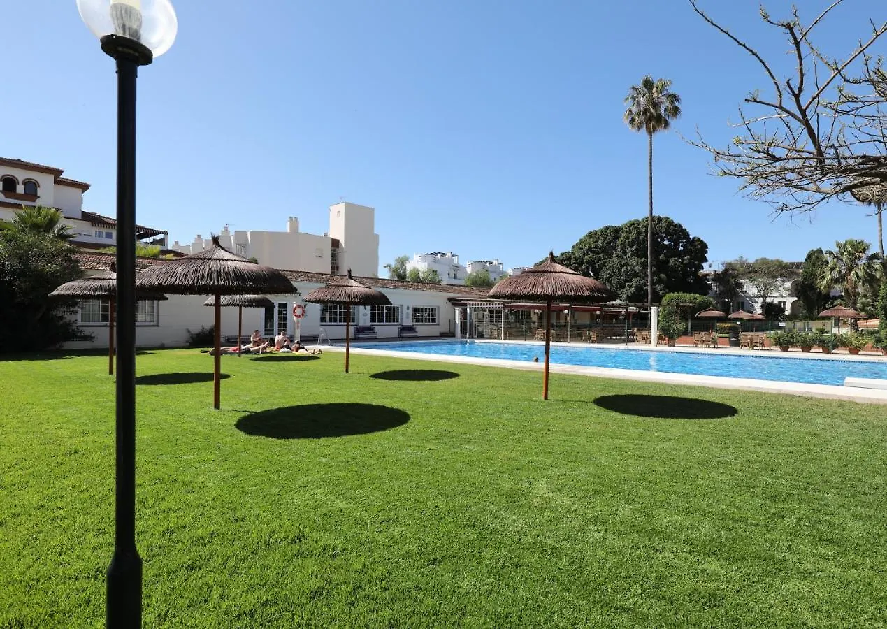 071 - Beachside Studio Perfect For A Family Getaway Apartment Torremolinos Spain