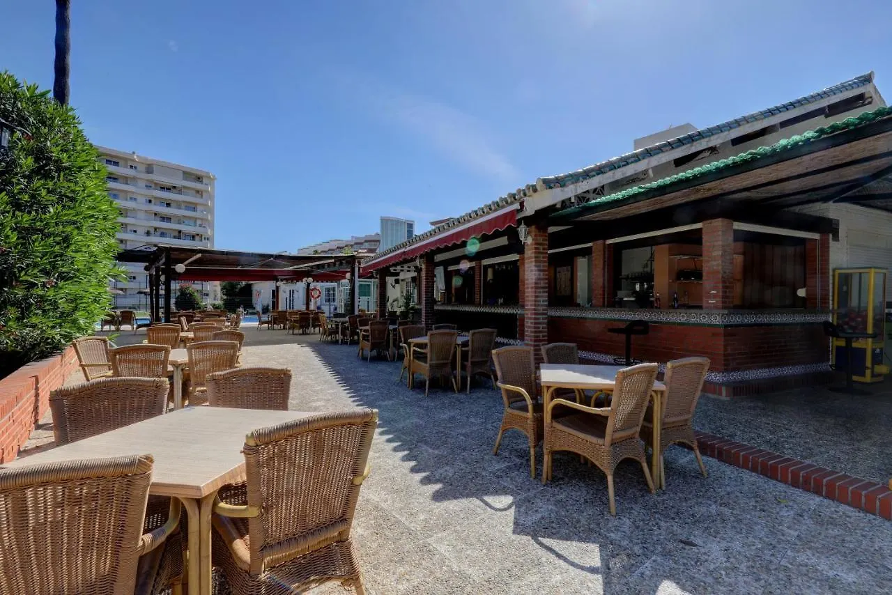 071 - Beachside Studio Perfect For A Family Getaway Apartment Torremolinos