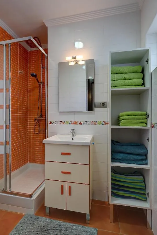 071 - Beachside Studio Perfect For A Family Getaway Apartment Torremolinos