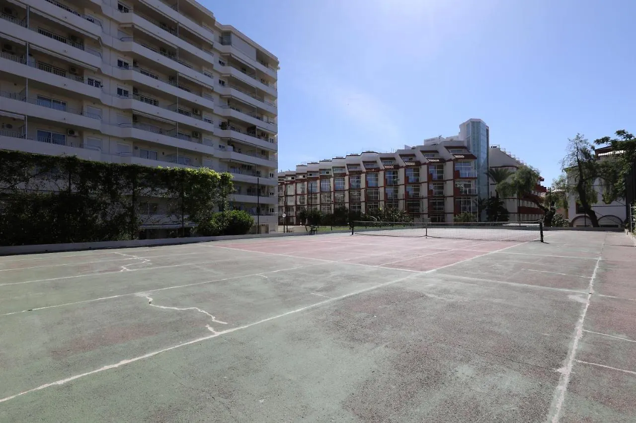 071 - Beachside Studio Perfect For A Family Getaway Apartment Torremolinos 0*,  Spain