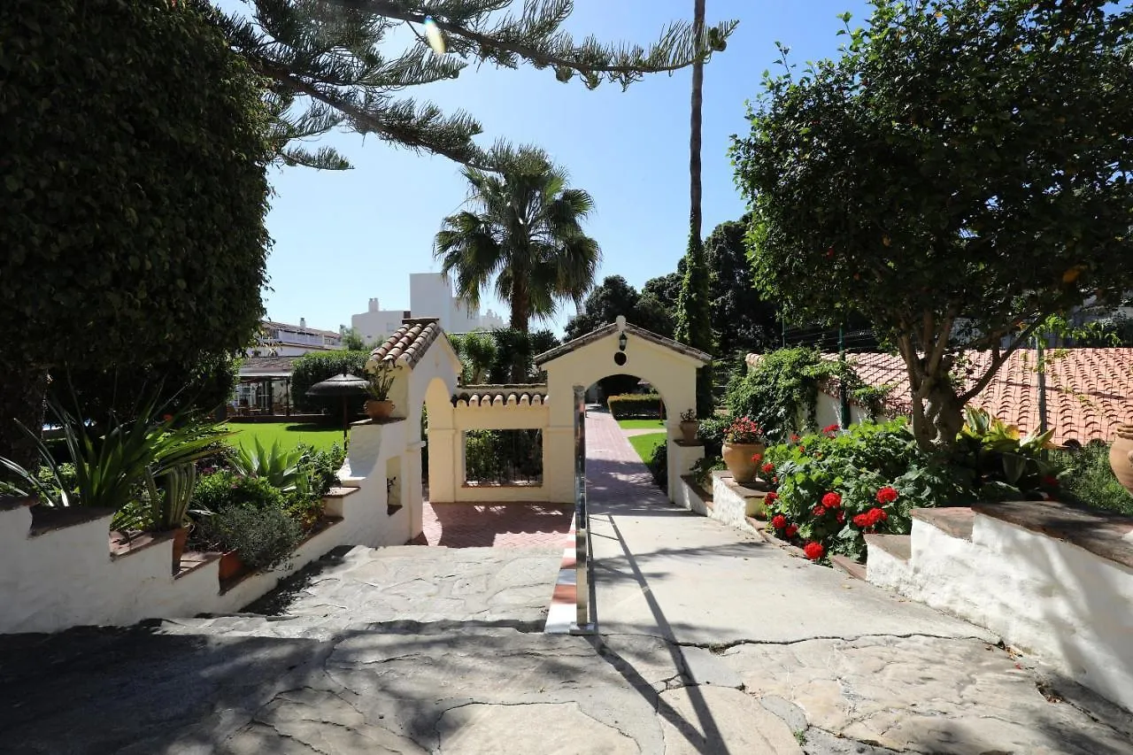 071 - Beachside Studio Perfect For A Family Getaway Apartment Torremolinos